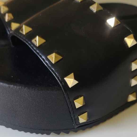 Black and gold studs slides wedges - Picture 3 of 5